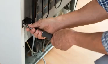 How to fix a fridge that's leaking water