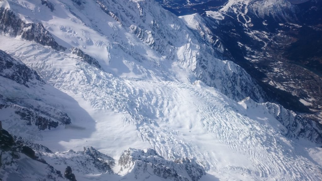 l'Aiguille du Midi Chamonix ice falls