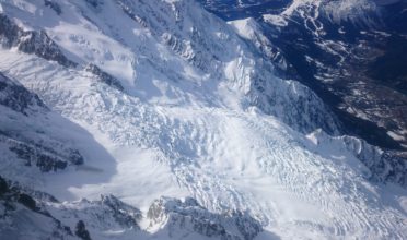 l'Aiguille du Midi Chamonix ice falls