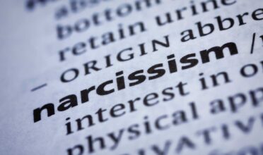 Understanding Why Narcissists Can Never Say Sorry - And Why You Should End a Narcissistic Relationship